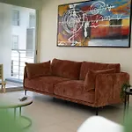 Modern 2 Bedroom Flat In Engomi *