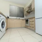 Modern 2 Bedroom Flat In Engomi شقة