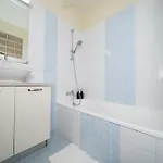 Modern 2 Bedroom Flat In Engomi *
