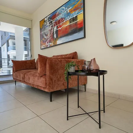 Modern 2 Bedroom Flat In Engomi Apartment *