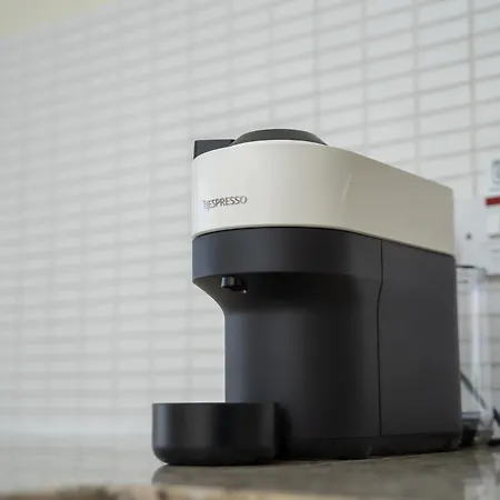 Modern 2 Bedroom Flat In Engomi * Strovolos