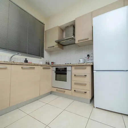 Apartament Modern 2 Bedroom Flat In Engomi Strovolos